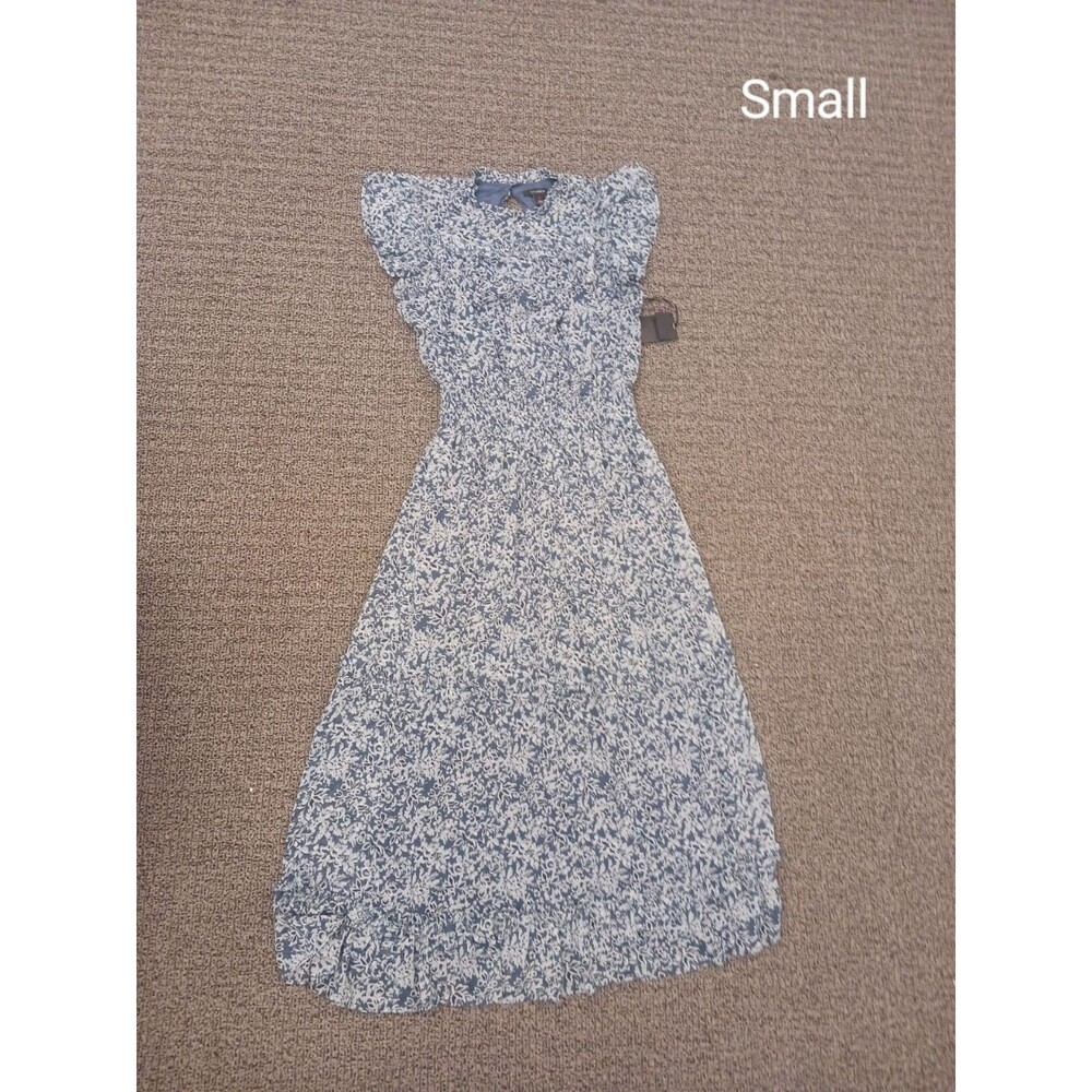 Halogen Blue Floral Flutter Sleeve Maxi Dress